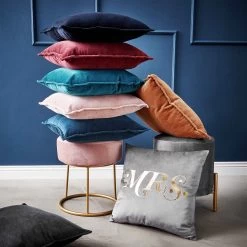 Kissen L 45 X B 45cm COTTON VELVET In Hellbraun -Heimdekoration Geschäft butlers kissen l 45 x b 45cm cotton velvet in hellbraun 5