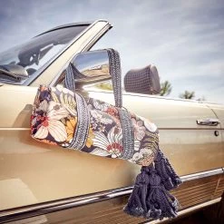 Picknickdecke L 175 X B 154cm BETWEEN FLOWERS In Dunkelblau -Heimdekoration Geschäft butlers picknickdecke l 175 x b 154cm between flowers in dunkelblau 7